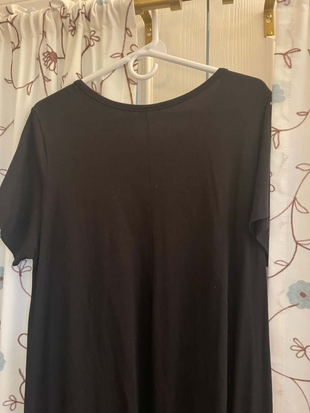 LuLaRoe Like New L Carly Black T-Shirt Swing Dress - Picture 5 of 7